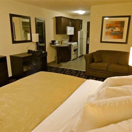 Western Star Inn & Suites Stoughton Szoba fotó